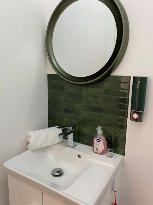 Apartment Le Charme Des Docks - 1bd - 4pax