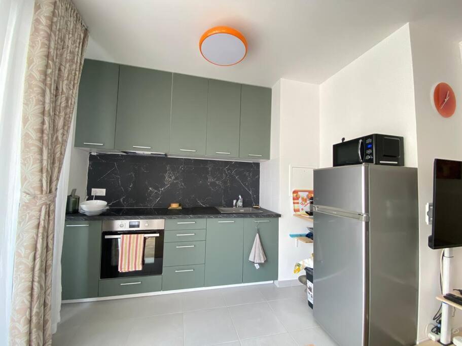 Apartment Le Charme Des Docks - 1bd - 4pax Saint-Ouen (Seine-Saint-Denis)